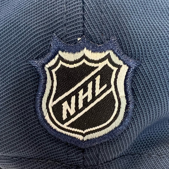 CCM Reebox NHL Columbus Blue Jackets Cap Center Ice Collection Blue/Red OS - Picture 7 of 13